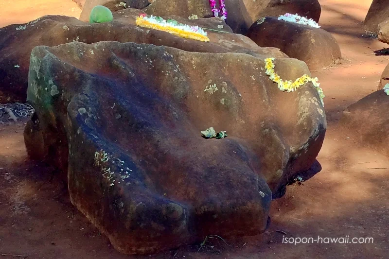 クカニロコ・バースストーン