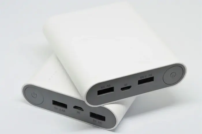 モバイルバッテリー