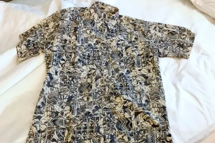 エコタウンセレクトで購入したトリ・リチャードのアロハシャツ