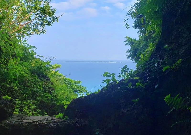 三庫理から見る久高島