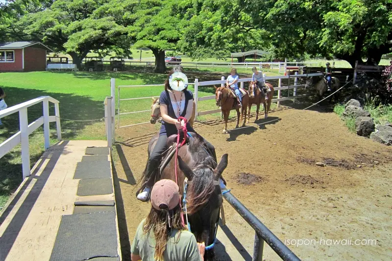 馬から降りる直前のつまぽん