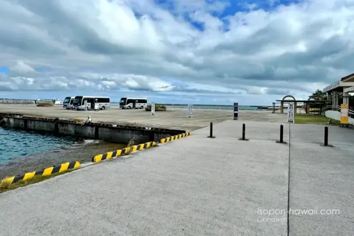 竹富東港の様子