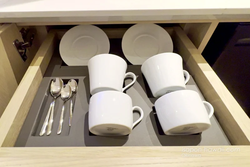 ヒルトン沖縄宮古島リゾート コーヒーカップとソーサー