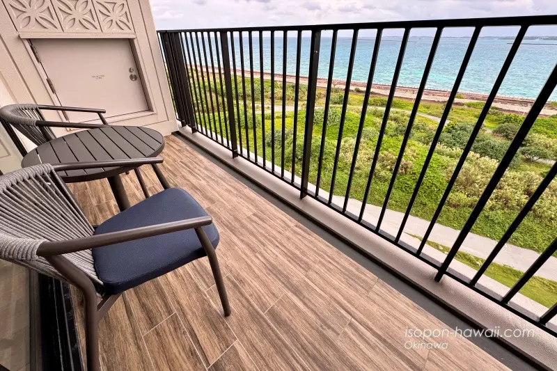 【オーシャンビュー】ヒルトン宮古島・ツインデラックスルームのバルコニー