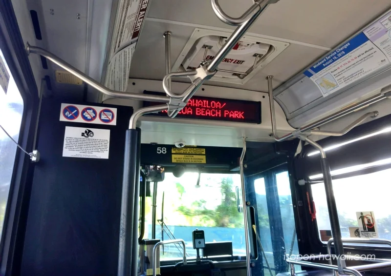 カイルアで乗ったザ・バスの車内