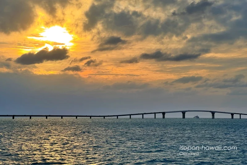 みやこサンセットビーチから見たサンセット 拡大