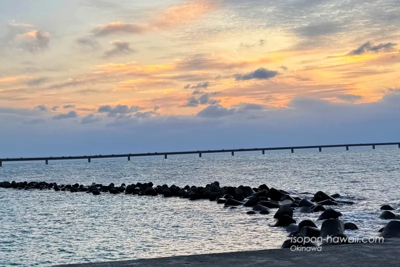 みやこサンセットビーチのサンセット 17:49