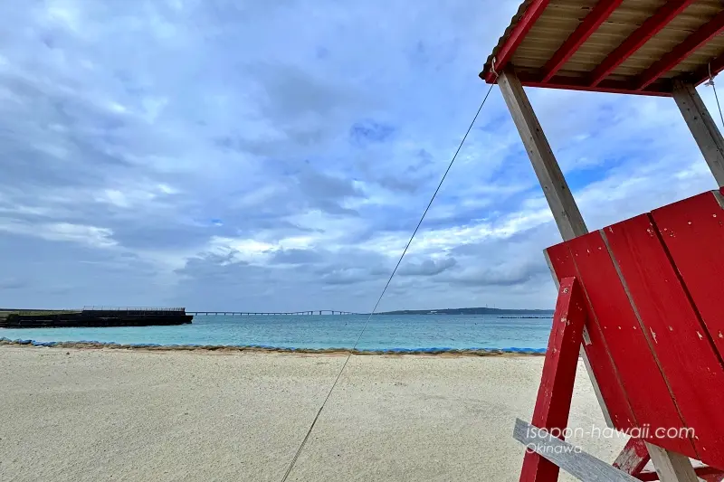 みやこサンセットビーチの監視員台