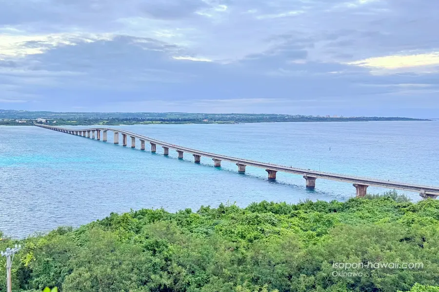 来間大橋展望台から見た来間大橋