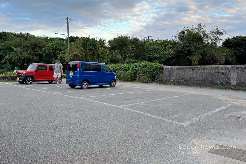 「農家れすとらん 楽園の果実」駐車場