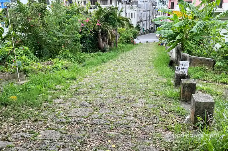 漲水石畳道