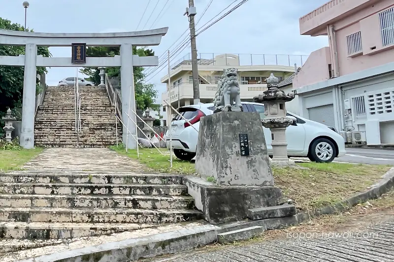宮古神社 一の鳥居の横の駐車スペース