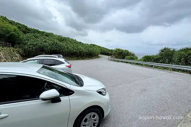ムイガー断崖展望台 県道下の駐車場