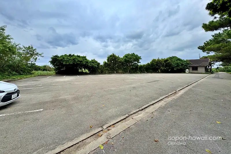 牧山公園・牧山展望台駐車場 朝9時過ぎ いそぽん家の車だけ