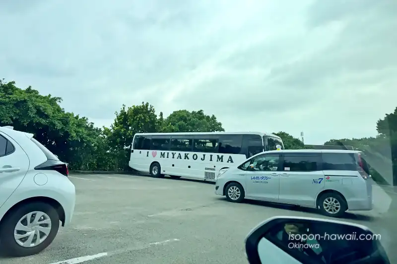 牧山公園・牧山展望台駐車場 朝9時45分 いそぽん家以外に乗用車1台、観光バス1台、観光タクシー1台